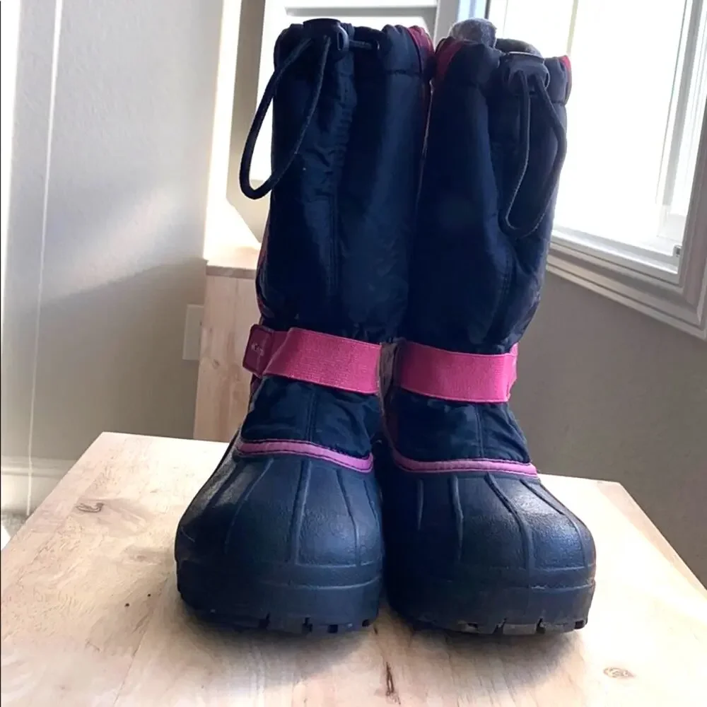 Columbia powder bug pink black snow boot size 5 youth plaid print waterproof